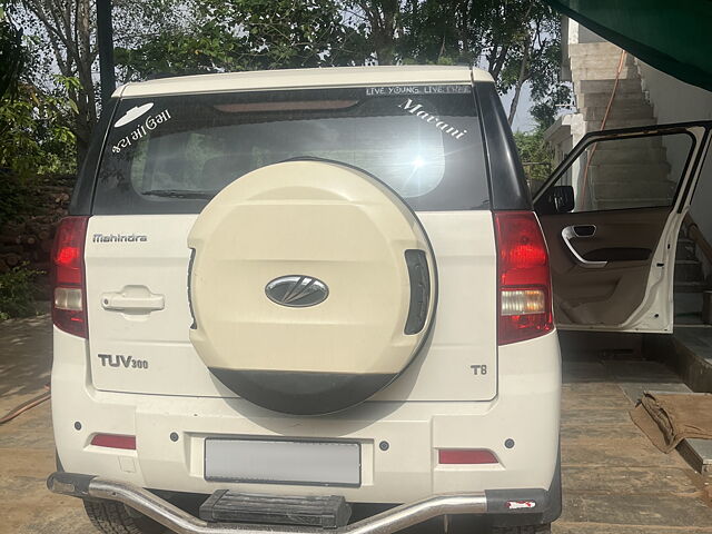 Used Mahindra TUV300 [2015-2019] T8 in Patan