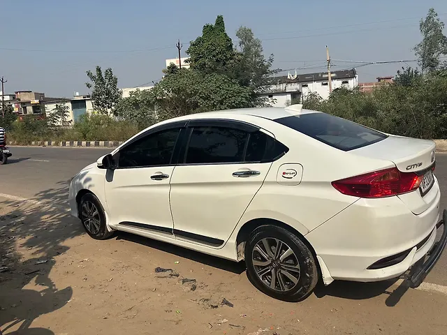 Used Honda City 4th Generation Anniversary Edition Diesel in Khalilabad