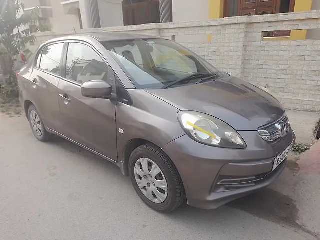Used 2013 Honda Amaze in Udaipur