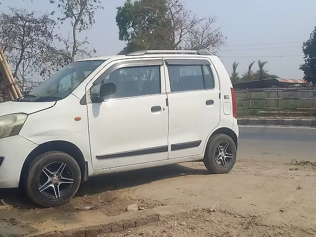 Used 2017 Maruti Suzuki Wagon R in Meerut