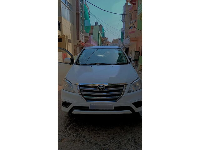 Used 2013 Toyota Innova in Gwalior