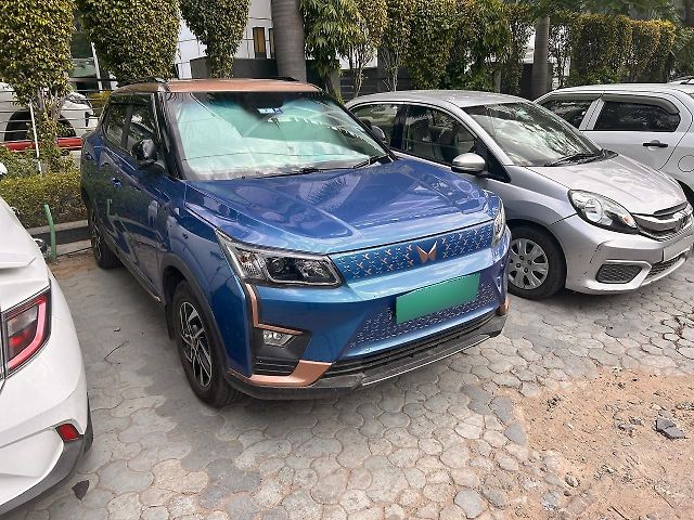 Used 2024 Mahindra XUV400 in Delhi