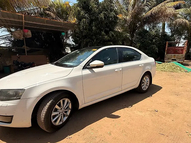 Used Skoda Octavia [2013-2015] Elegance 2.0 TDI AT in Pune