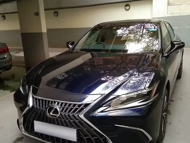 Used Lexus ES 300h Luxury in Bangalore