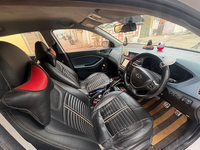 Used 2018 Hyundai i20 Active in Raipur