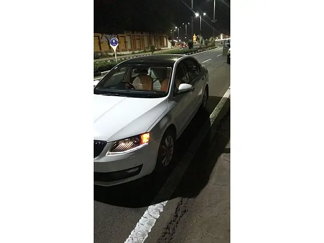 Used 2015 Skoda Octavia in Bhopal