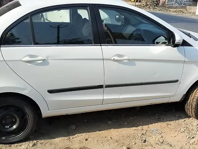 Used Tata Zest XE Petrol in Balrampur
