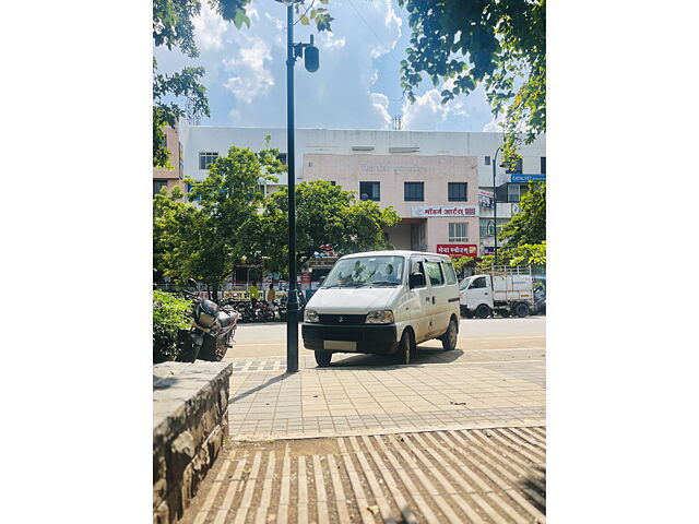 Used Maruti Suzuki Eeco 5 STR AC CNG in Baramati