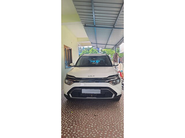 Used 2022 Kia Carens in Hyderabad