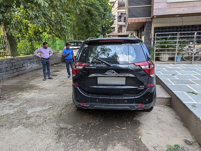 Used Mahindra XUV500 W11 (O) AT in Delhi