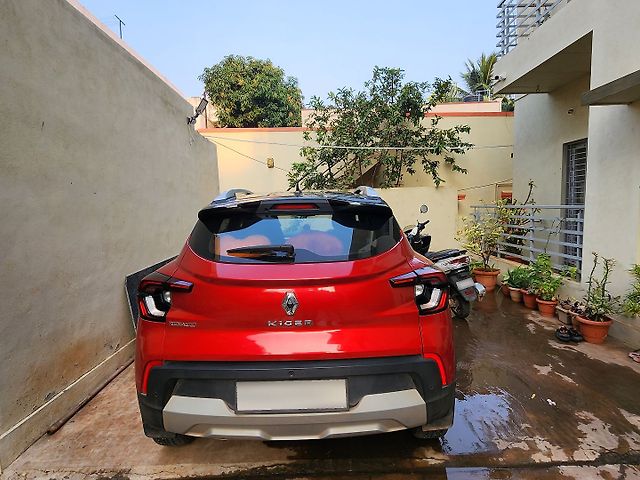 Used Renault Kiger [2021-2022] RXT (O) MT Dual Tone in Hospet