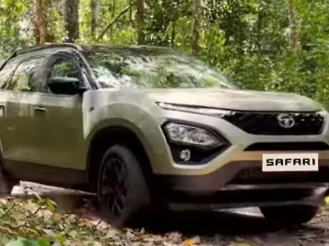 Used 2022 Tata Safari in Chhatrapati Sambhaji Nagar