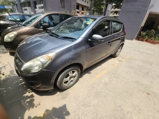 Used 2011 Hyundai i20 in Ghaziabad
