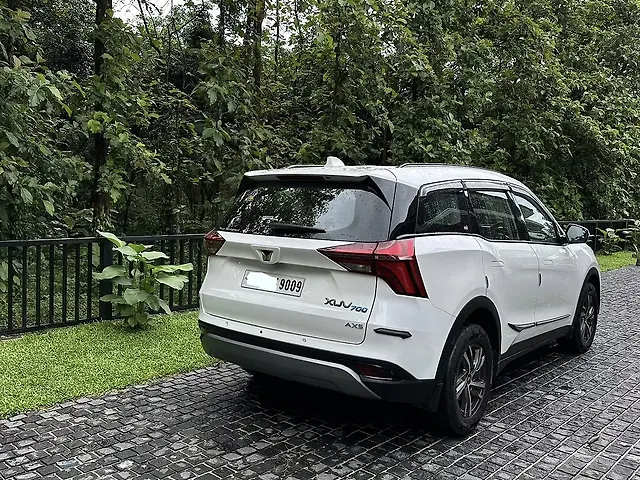 Used Mahindra Old Generation XUV700 AX 5 Diesel MT 7 STR [2021] in Kanjirappally