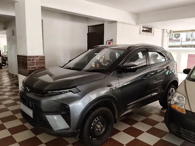 Used Tata Nexon Pure (S) 1.2 Petrol 6MT [2023-2025] in Kolkata