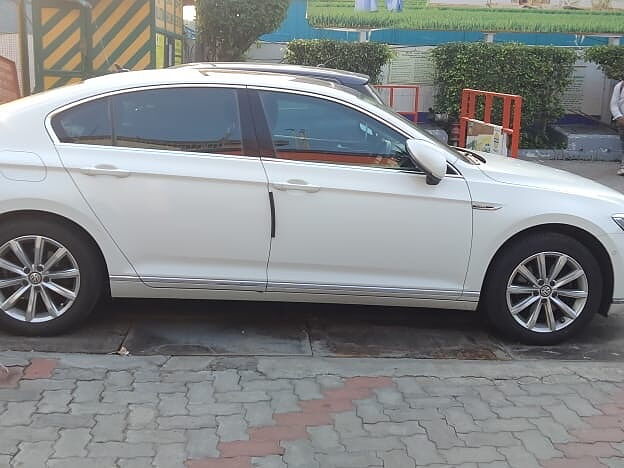 Used 2018 Volkswagen Passat in Delhi