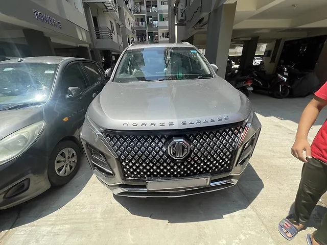 Used 2024 MG Hector in Vadodara