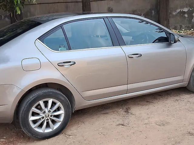 Used 2015 Skoda Octavia in Bangalore