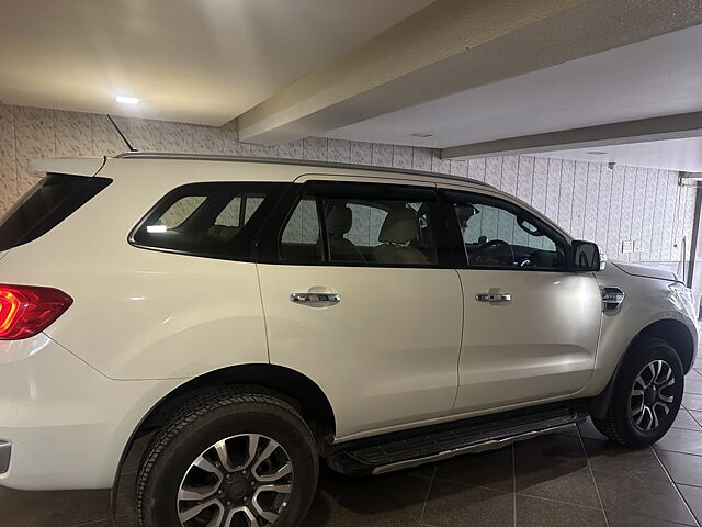 Used Ford Endeavour [2016-2019] Titanium 3.2 4x4 AT in Delhi