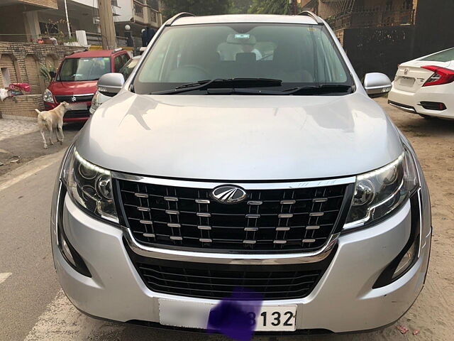 Used Mahindra XUV500 W11 AT in Delhi