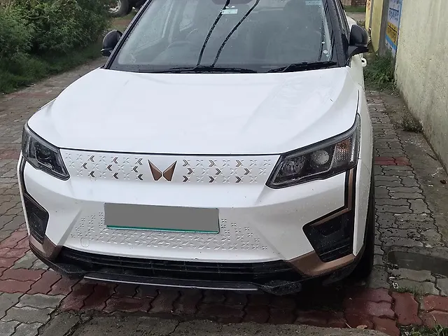 Used 2023 Mahindra XUV400 in Batala