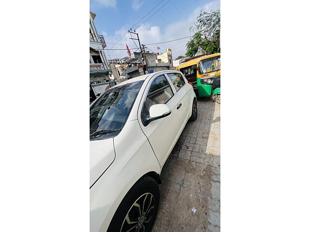 Used Hyundai i20 [2012-2014] Magna (O) 1.4 CRDI in Rajkot