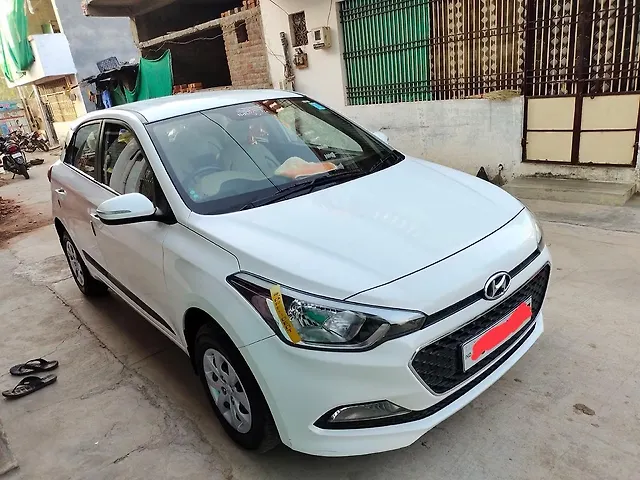 Used 2017 Hyundai Elite i20 in Godhra