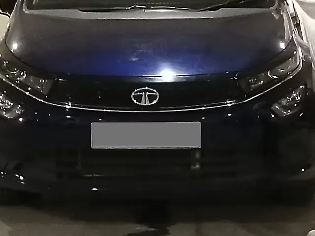 Used 2023 Tata Altroz in Kolkata