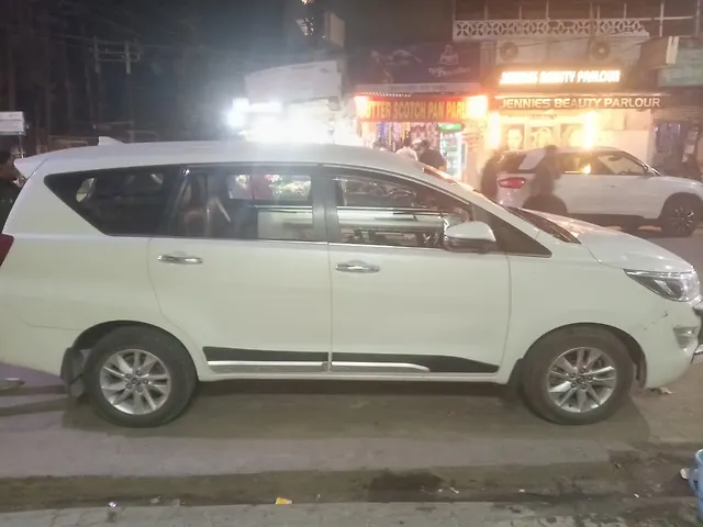 Used 2019 Toyota Innova Crysta in Kanpur