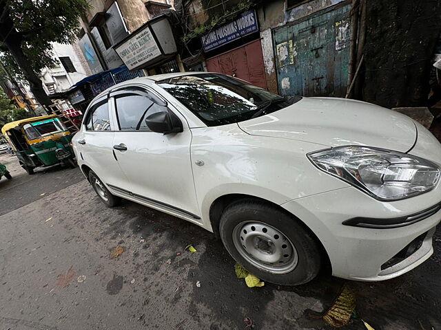 Used Maruti Suzuki Dzire LXi in Kolkata