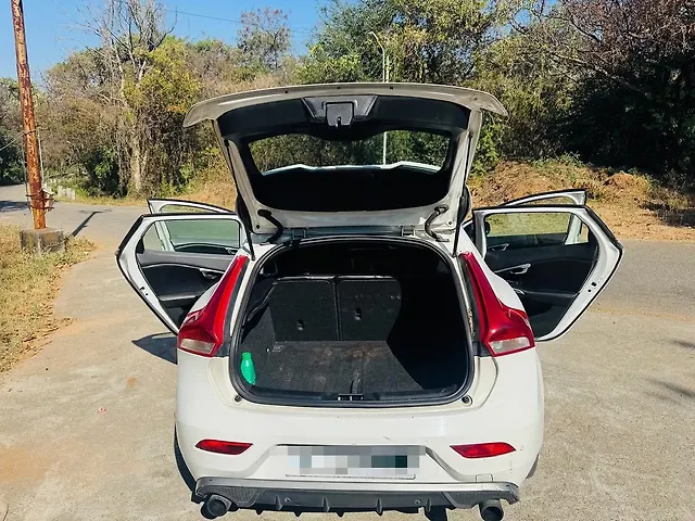 Used Volvo V40 [2015-2016] D3 R-Design in Hyderabad