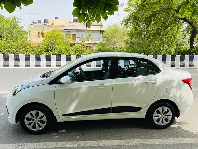 Used 2015 Hyundai Xcent in Noida