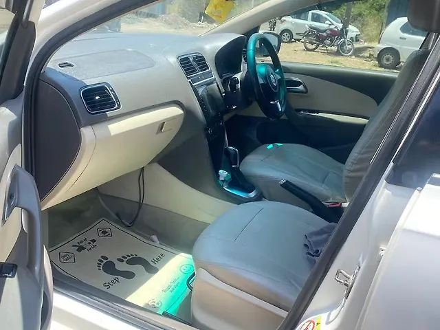 Used Volkswagen Vento [2010-2012] Highline Petrol AT in Kolhapur
