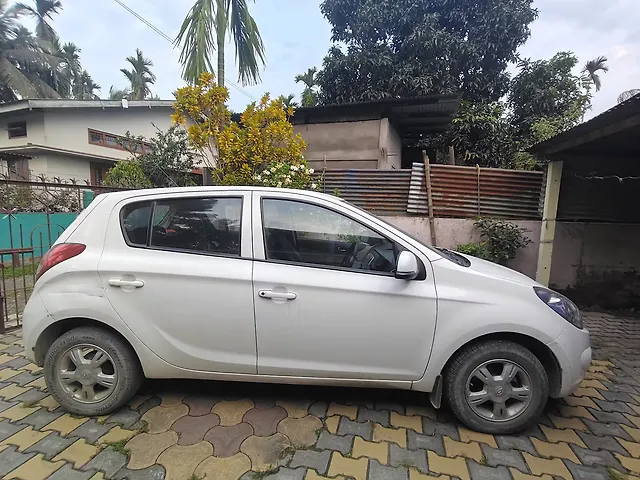 Used Hyundai i20 [2010-2012] Sportz 1.2 BS-IV in Mangaldai