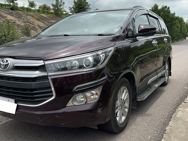 Used Toyota Innova Crysta [2016-2020] 2.4 V Diesel in Hyderabad