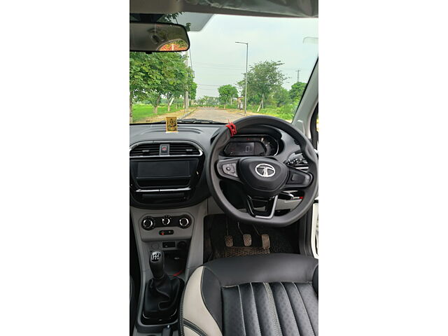 Used Tata Tiago XT (O) in Delhi