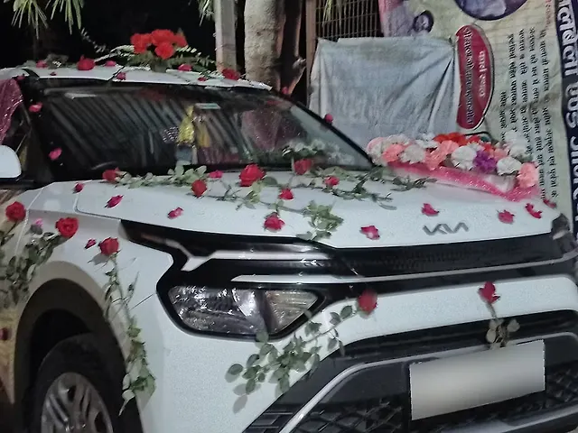 Used 2023 Kia Carens in Kanpur