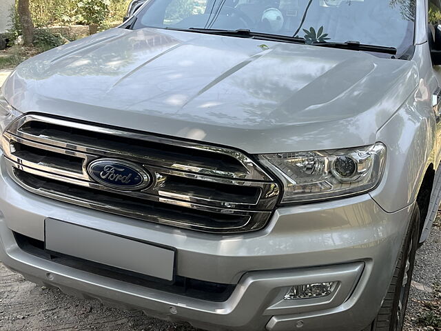 Used 2017 Ford Endeavour in Dehradun