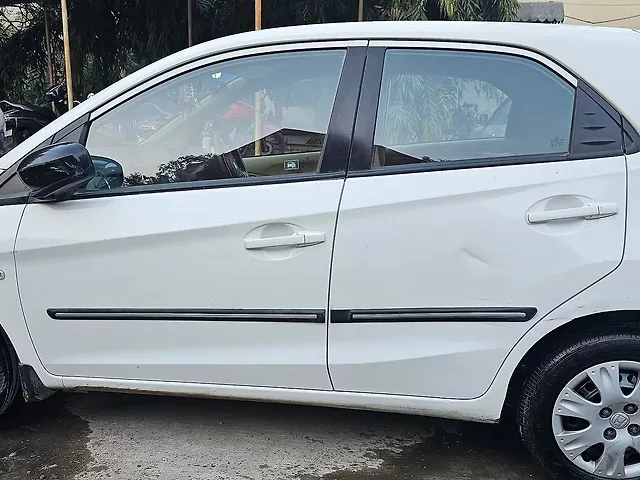 Used 2013 Honda Brio in Meerut