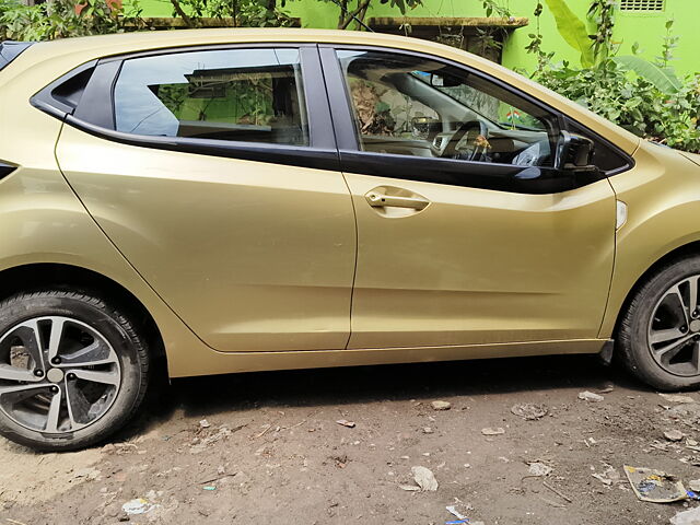 Used Tata Altroz XZ (O) Petrol in Kolkata