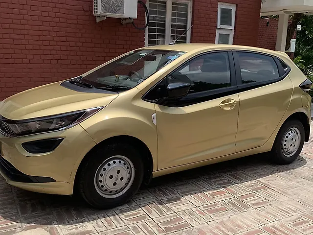 Used 2020 Tata Altroz in Kanpur