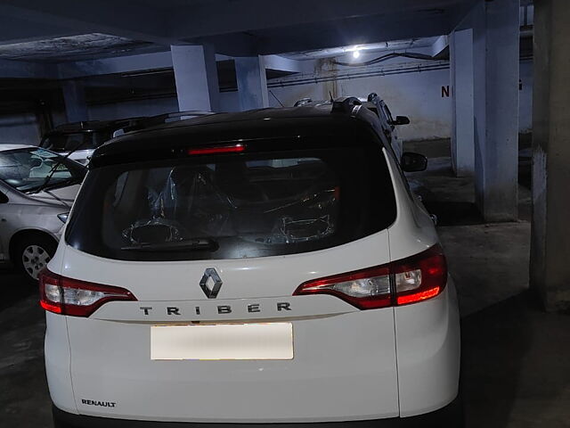 Used Renault Triber RXZ EASY-R AMT Dual Tone in Surat