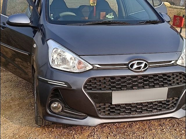 Used 2017 Hyundai Grand i10 in Kanpur