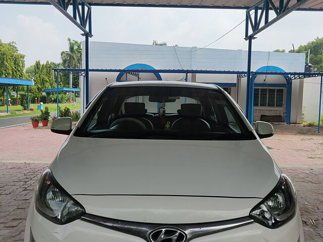 Used Hyundai i20 [2012-2014] Sportz 1.4 CRDI in Allahabad