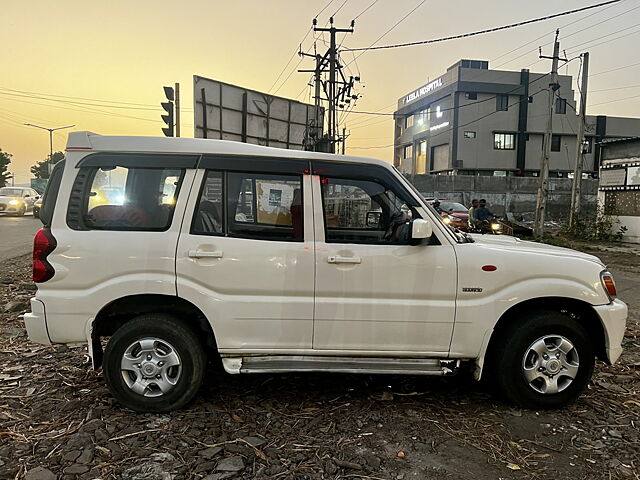 Used Mahindra Scorpio [2009-2014] SLE BS-III in Ahmedabad