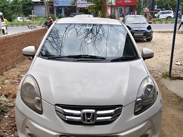 Used 2015 Honda Amaze in Deoria