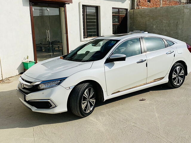 Used 2019 Honda Civic in Delhi