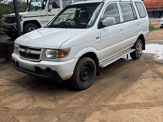 Used Chevrolet Tavera B1 10-Seater - BS III in Hospet