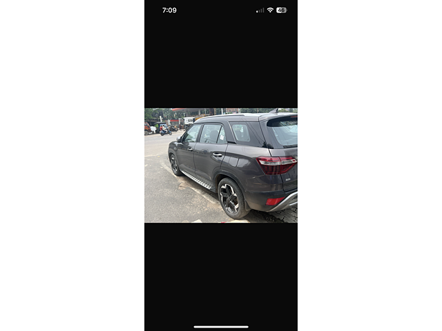 Used Hyundai Alcazar [2021-2023] Signature (O) 6 STR 2.0 Petrol AT Dual Tone in Kanpur