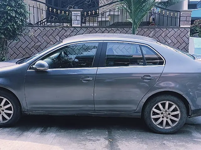Used Volkswagen Jetta [2008-2011] Comfortline 1.9 TDI AT in Khammam